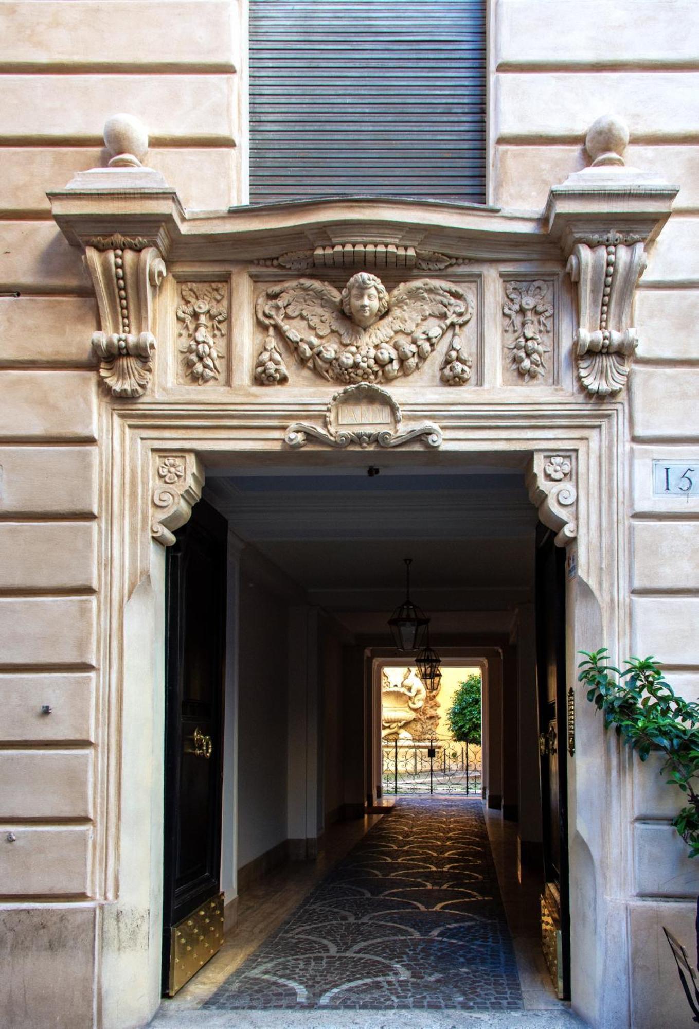 Bernini Stay, Next To Trevi Fountain Rome Bagian luar foto
